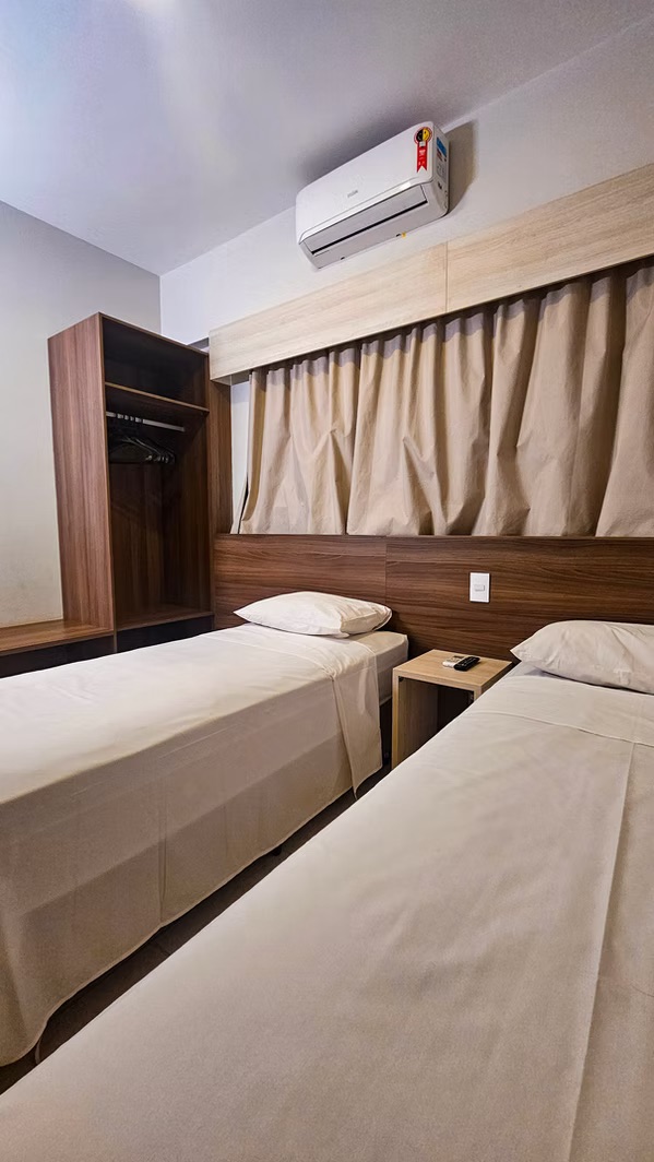 c3cda1_9015b483b36c450a947f5d53f8c9c982~mv2