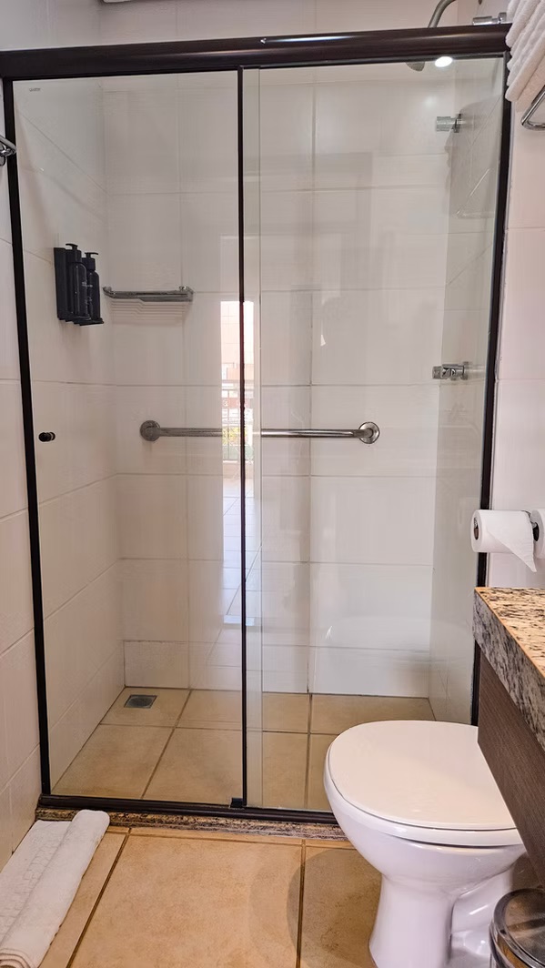 c3cda1_30bb590a7b70493d9a590158aec7da84~mv2